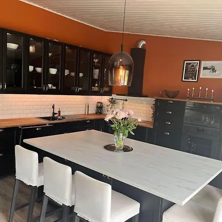 Villa Stor Enebolig Naer Badestrand